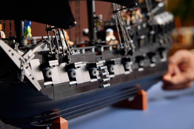 Legendary Pirate Galleon - 10365 - Image 6