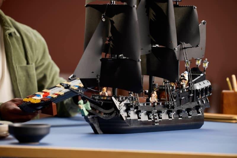 Legendary Pirate Galleon - 10365 - Image 3